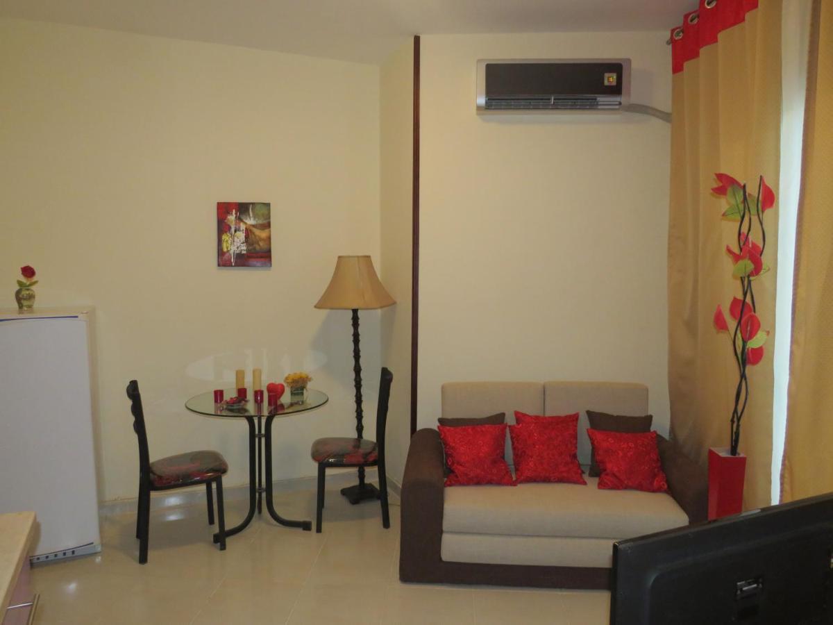 Apartment Dolce Vita Near The Sea Redsealine ฮูร์กาดา ภายนอก รูปภาพ