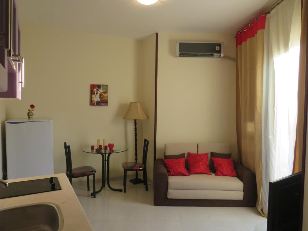 Apartment Dolce Vita Near The Sea Redsealine ฮูร์กาดา ภายนอก รูปภาพ