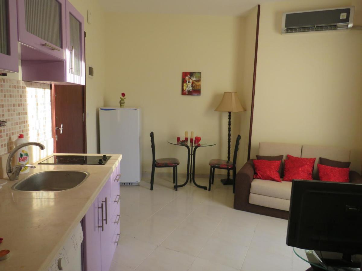 Apartment Dolce Vita Near The Sea Redsealine ฮูร์กาดา ภายนอก รูปภาพ